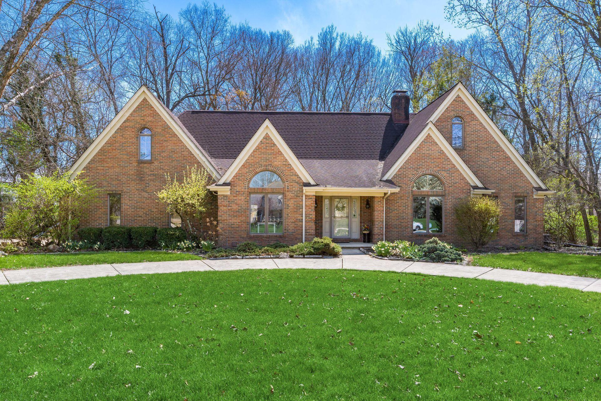 7706 Glenwood Court, Canal Winchester, Ohio image 1