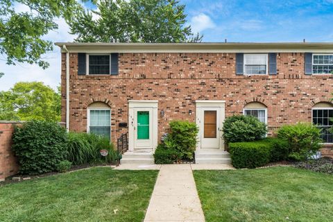 Condo For Sale - 148 Tarryton Court #25B<br/> Franklin County, Columbus, OH 43228