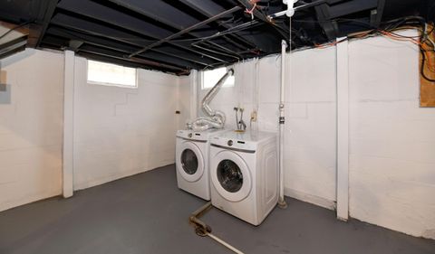 Tiny photo for 2282 Gerbert Road, Columbus, OH 43211 (MLS # 225044824)