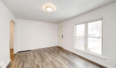 Tiny photo for 2282 Gerbert Road, Columbus, OH 43211 (MLS # 225044824)