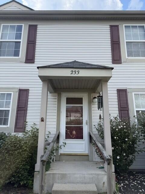 Photo of 233 Macenroe Drive 70C #70C, Blacklick, OH 43004 (MLS # 226034464)
