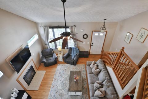 Tiny photo for 1918 Bay Port Drive, Grove City, OH 43123 (MLS # 226026657)