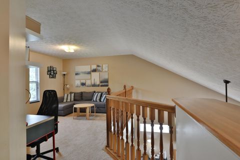 Tiny photo for 1918 Bay Port Drive, Grove City, OH 43123 (MLS # 226026657)