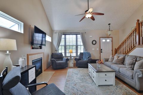 Tiny photo for 1918 Bay Port Drive, Grove City, OH 43123 (MLS # 226026657)