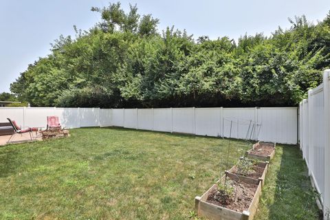 Tiny photo for 1918 Bay Port Drive, Grove City, OH 43123 (MLS # 226026657)