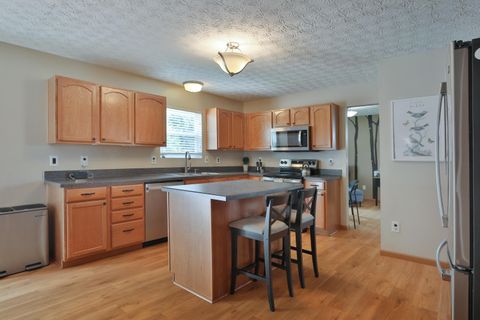 Tiny photo for 1918 Bay Port Drive, Grove City, OH 43123 (MLS # 226026657)