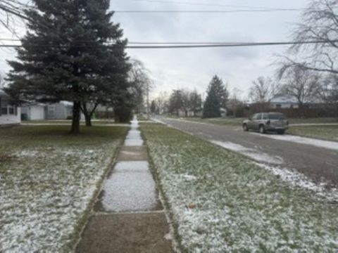 Tiny photo for 316 Sturbridge Road, Columbus, OH 43228 (MLS # 225045435)