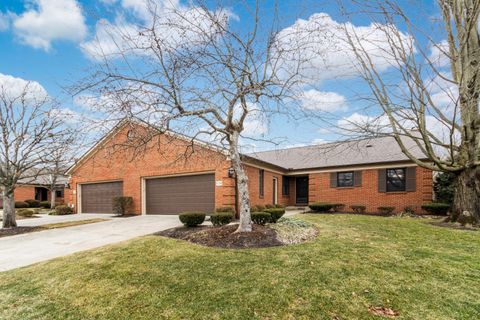 Photo of 5734 Kingstree Drive, Dublin, OH 43017 (MLS # 226002265)