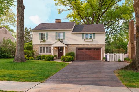 Photo of 1860 Elmwood Avenue, Columbus, OH 43212 (MLS # 226015546)