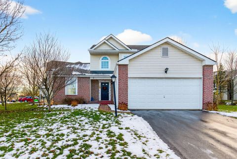 Photo of 299 Links Drive, Marysville, OH 43040 (MLS # 225045859)