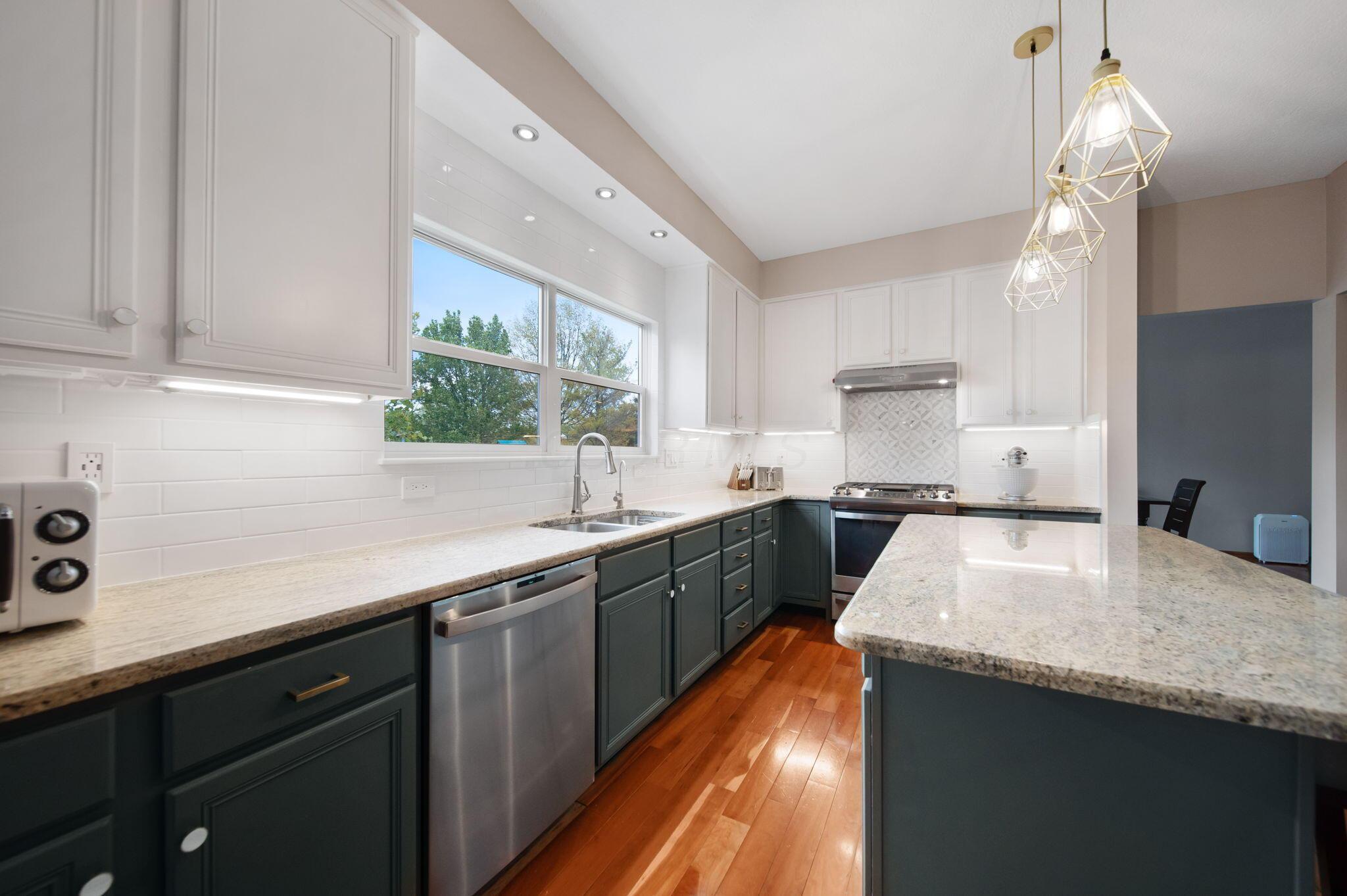 6635 Morningside Drive, Lewis Center, Ohio image 13