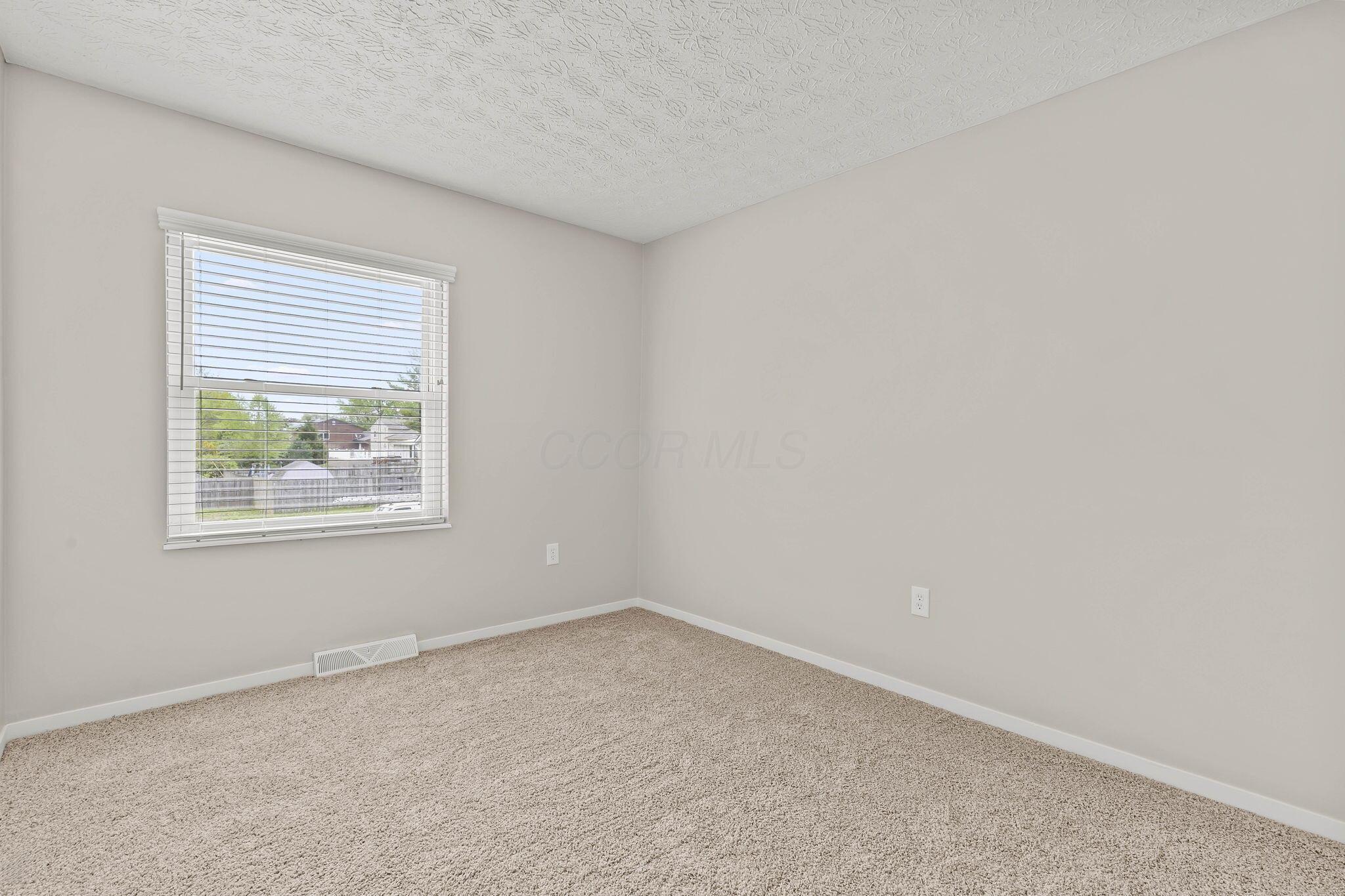 726 Holly Road, Delaware, Ohio image 19