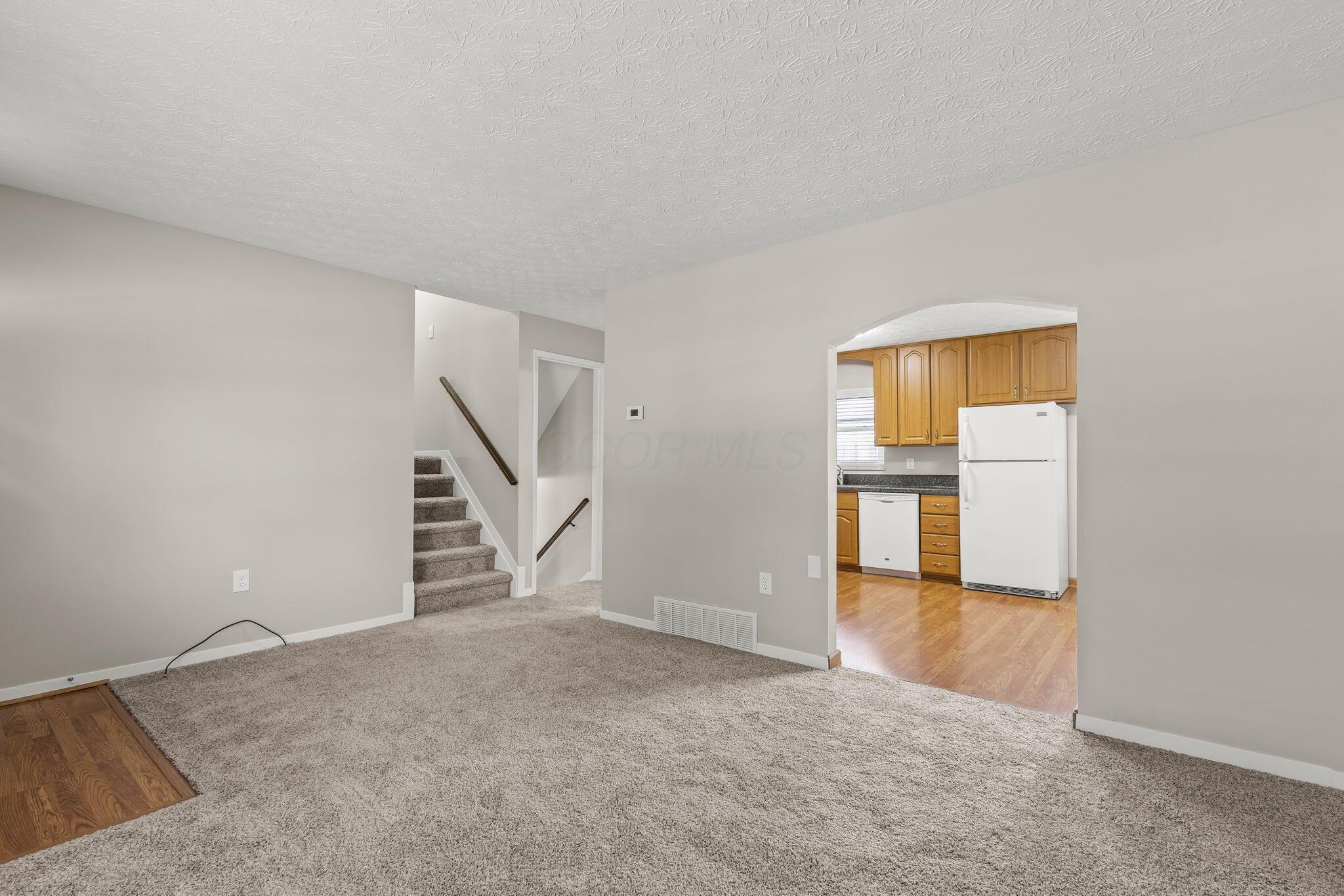 726 Holly Road, Delaware, Ohio image 11