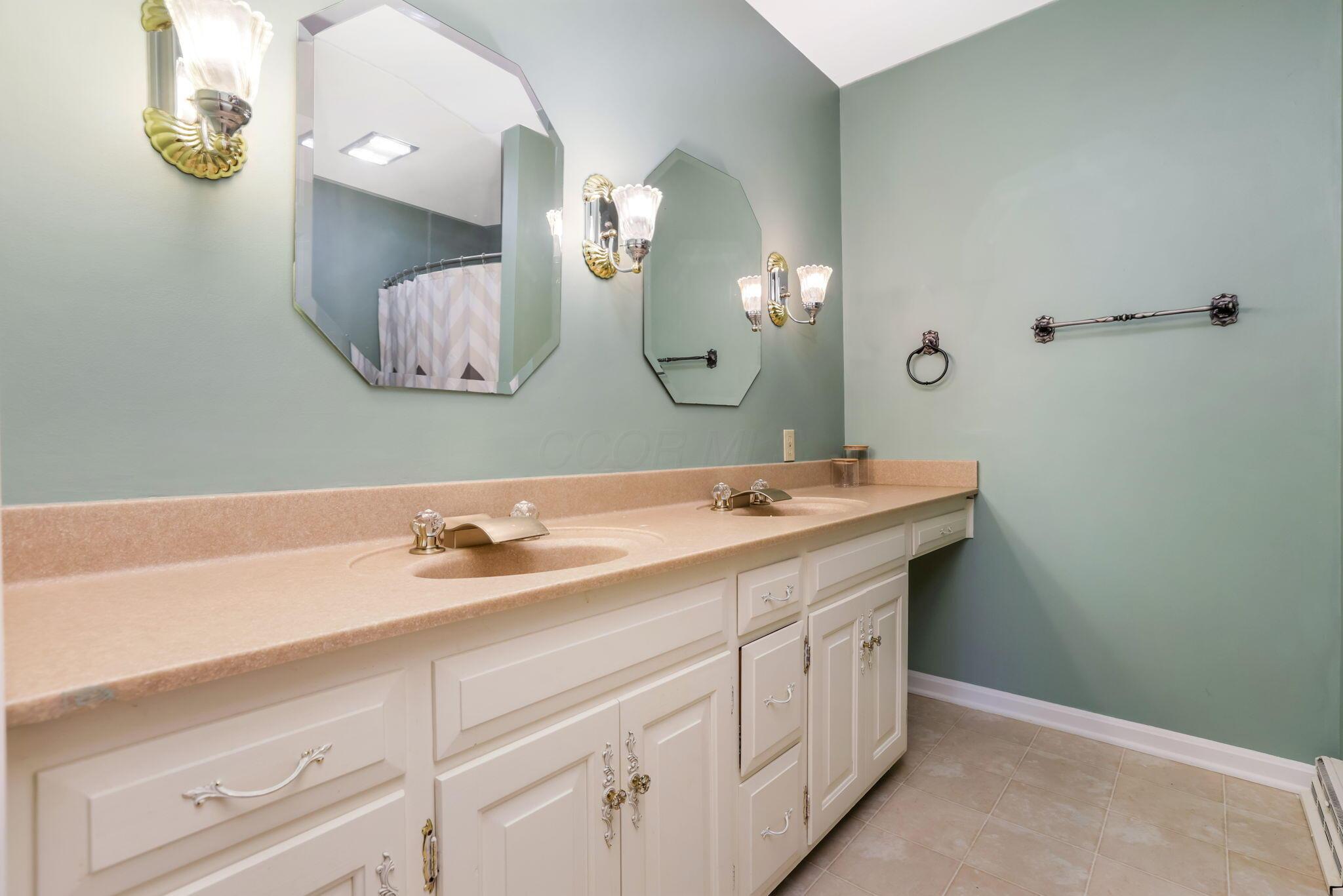2015 Dunzweiler Drive, Zanesville, Ohio image 41