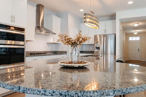 Tiny photo for 6219 Callaway Square W Lot 28 #Lot 28, New Albany, OH 43054 (MLS # 226012271)