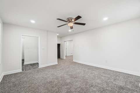 Tiny photo for 401 E Ohio Avenue, Mount Vernon, OH 43050 (MLS # 226026038)