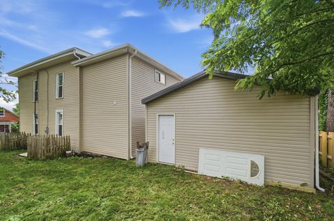 Tiny photo for 401 E Ohio Avenue, Mount Vernon, OH 43050 (MLS # 226026038)