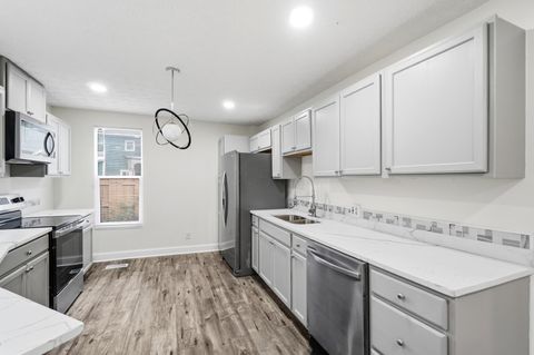 Tiny photo for 401 E Ohio Avenue, Mount Vernon, OH 43050 (MLS # 226026038)