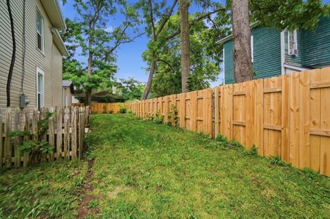 Tiny photo for 401 E Ohio Avenue, Mount Vernon, OH 43050 (MLS # 226026038)