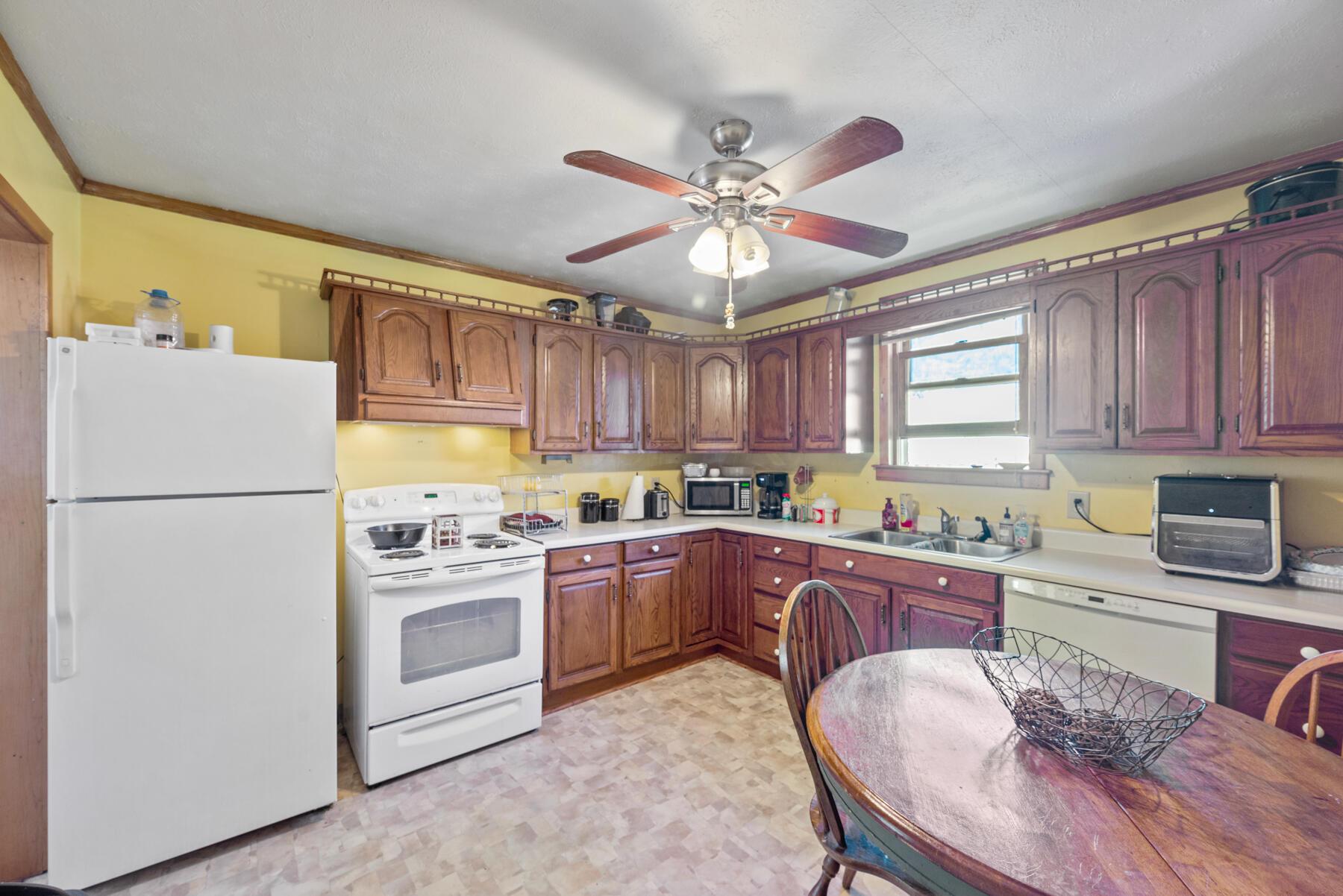 316 Hensley Street, Galion, Ohio image 6