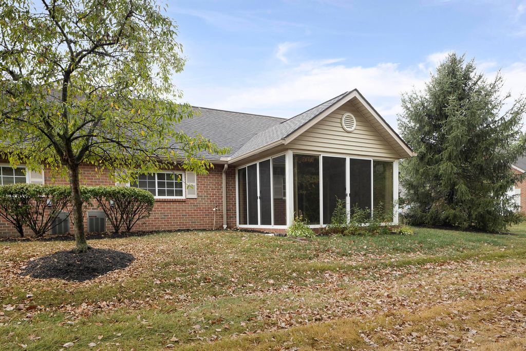 Photo of 6806 Newrock Drive, New Albany, OH 43054 (MLS # 225036929)