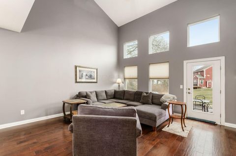 Tiny photo for 2776 Glenwood Way, Hilliard, OH 43026 (MLS # 226002602)