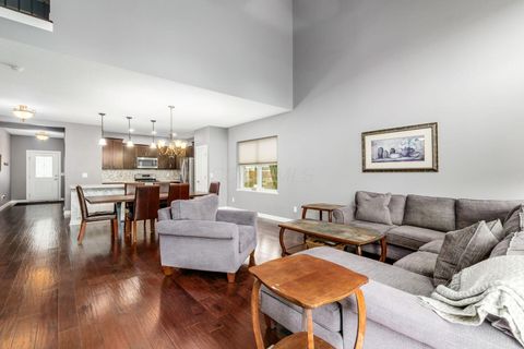 Tiny photo for 2776 Glenwood Way, Hilliard, OH 43026 (MLS # 226002602)