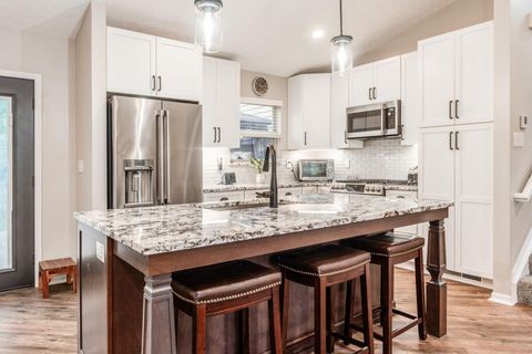 Photo of 2817 Westrock Drive, Hilliard, OH 43026 (MLS # 225040460) Photo of 2817 Westrock Drive, Hilliard, OH 43026 (MLS # 225040460)