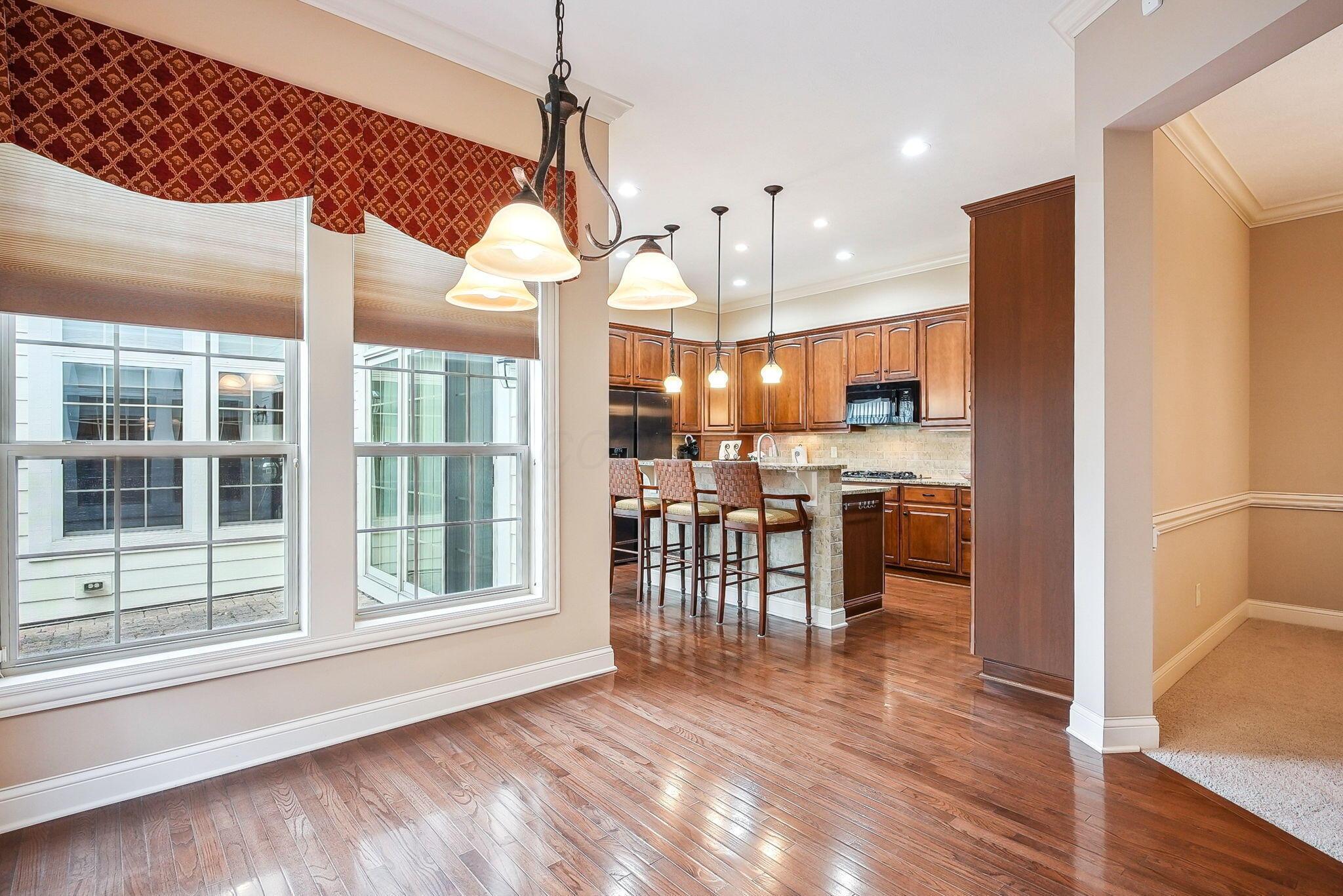 6711 Cooperstone Drive, Dublin, Ohio image 11