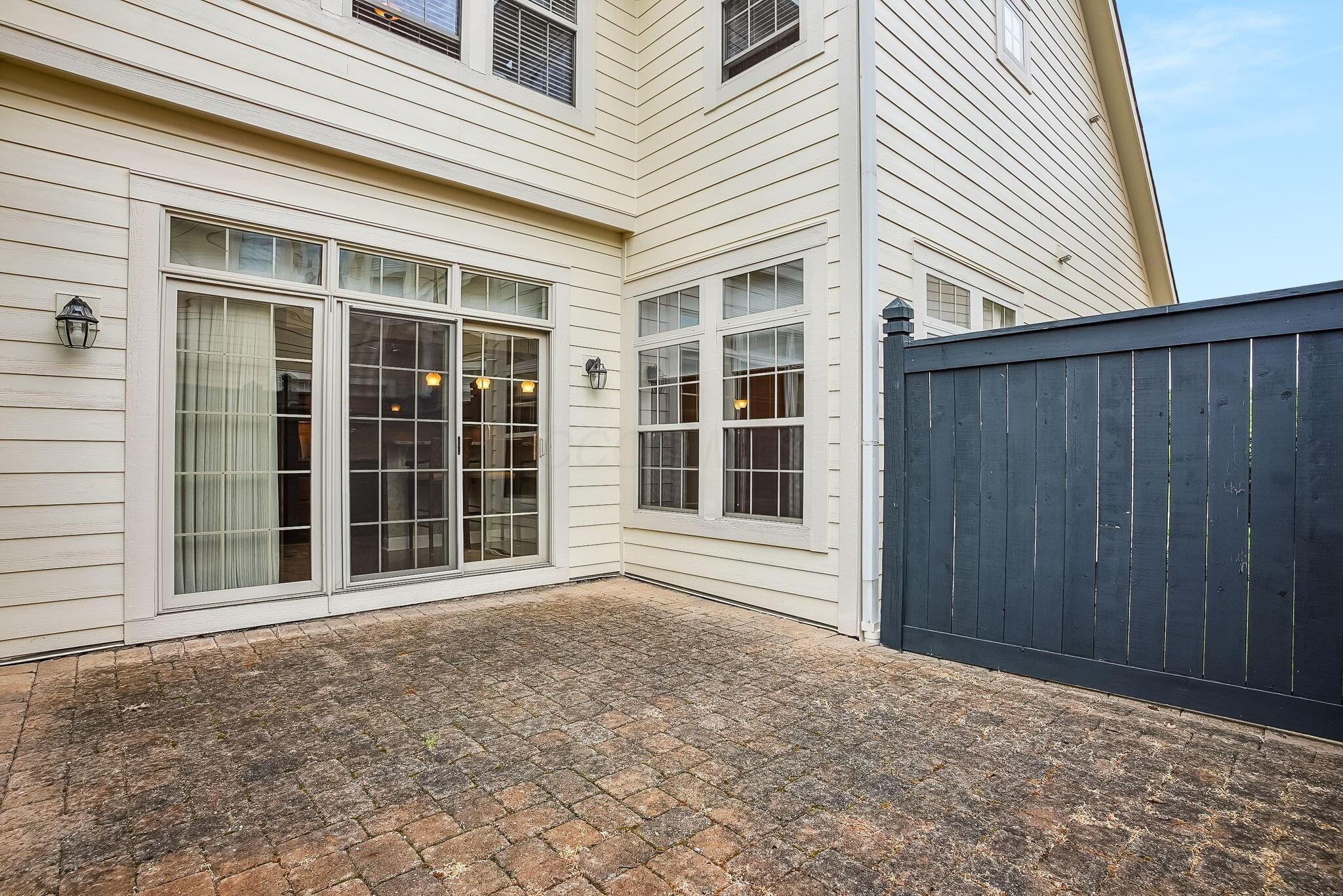 6711 Cooperstone Drive, Dublin, Ohio image 17