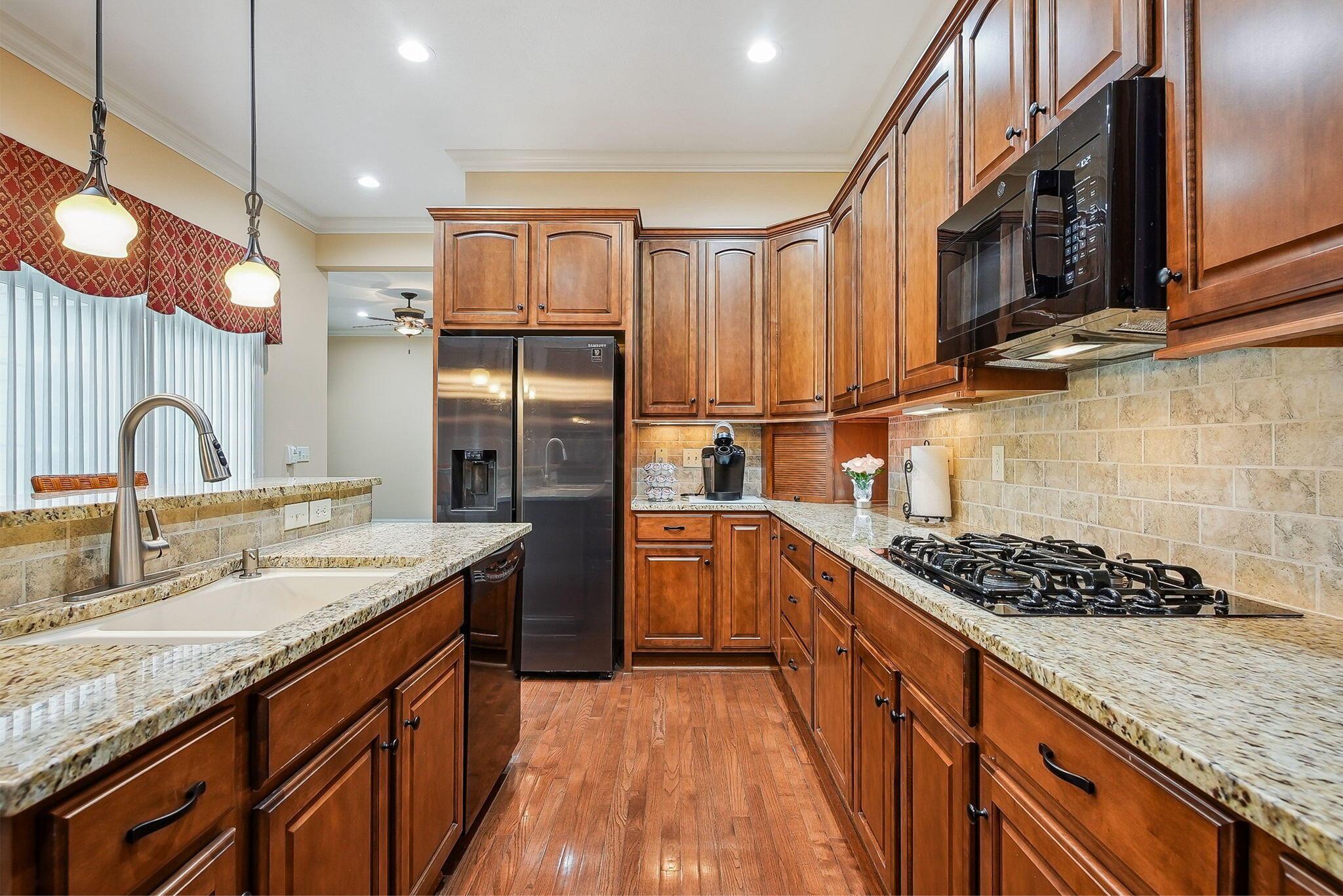 6711 Cooperstone Drive, Dublin, Ohio image 6