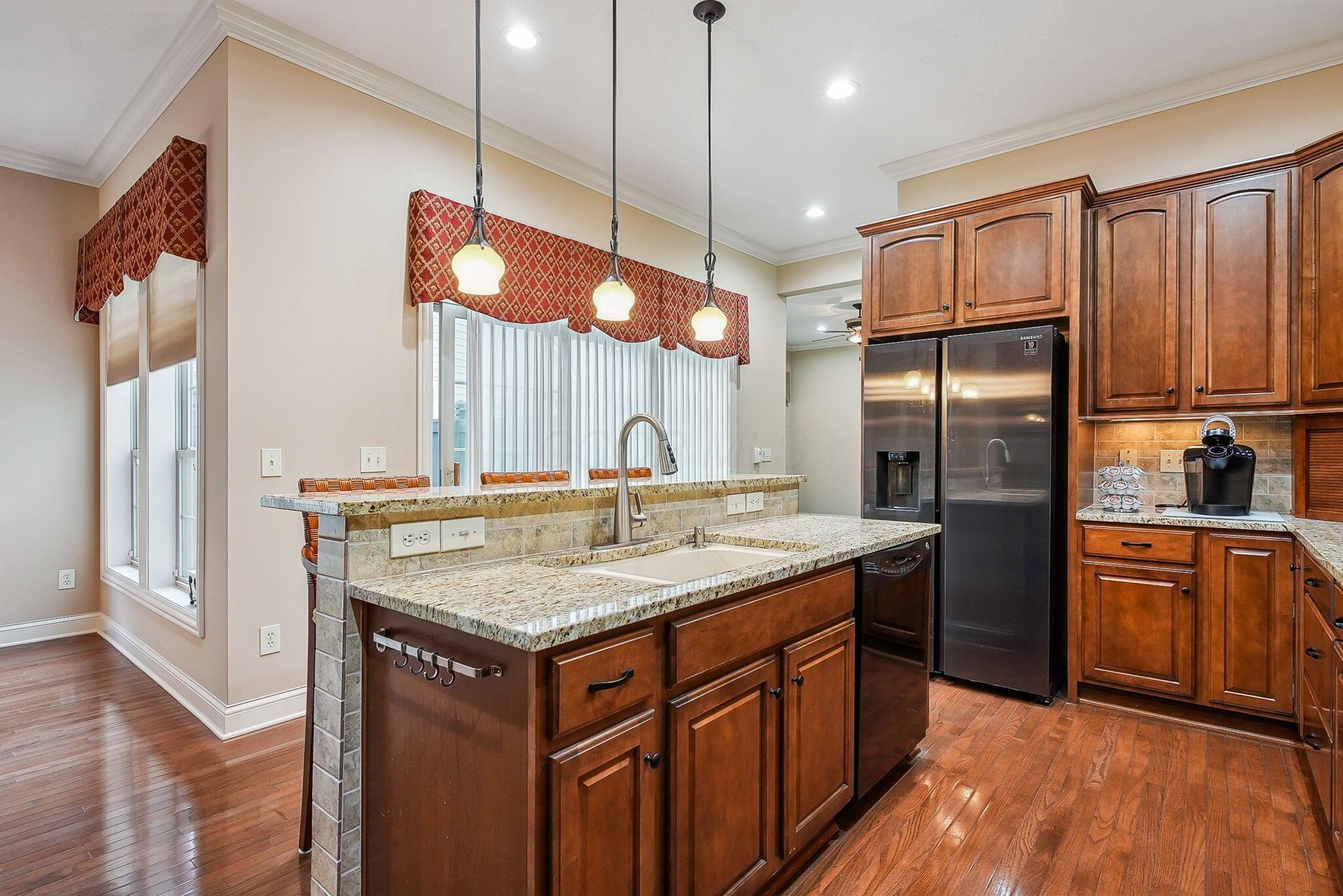 6711 Cooperstone Drive, Dublin, Ohio image 5