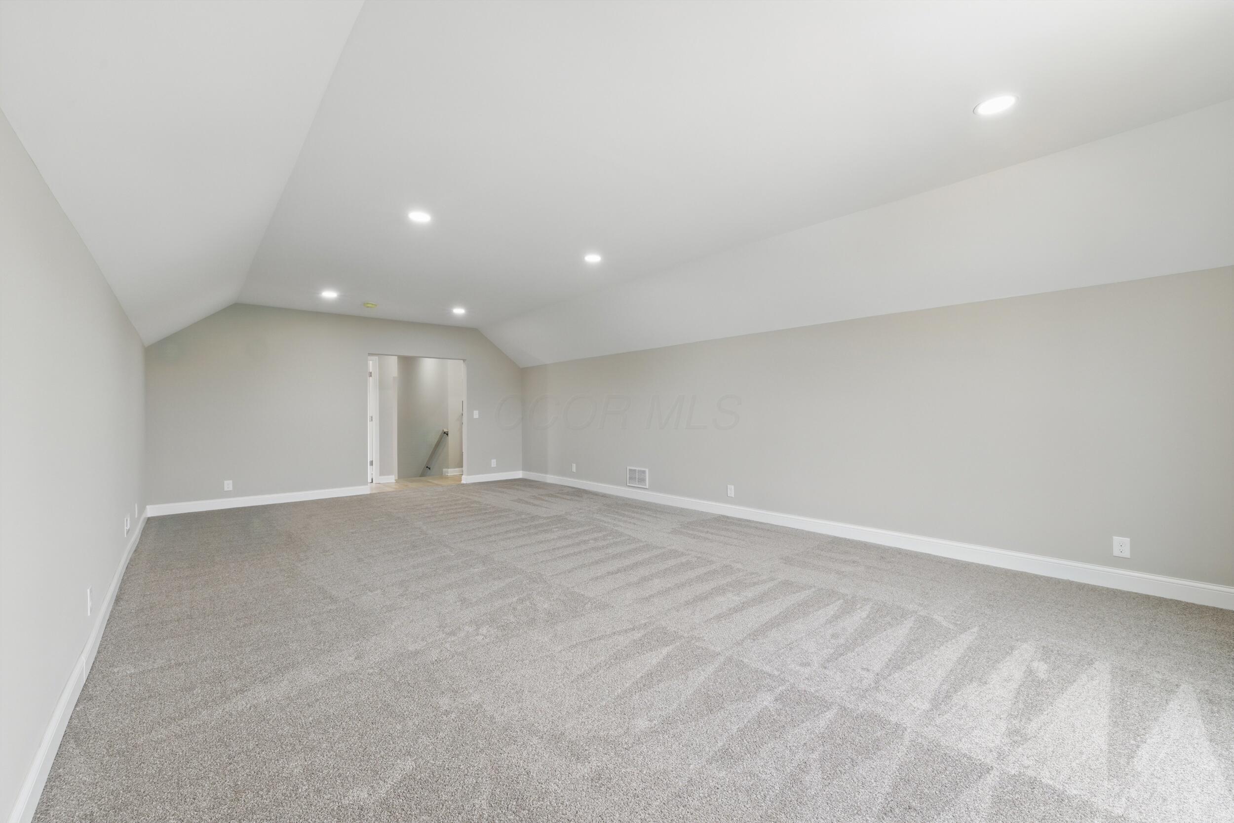 3611 Kassidy Drive, Grove City, Ohio image 31