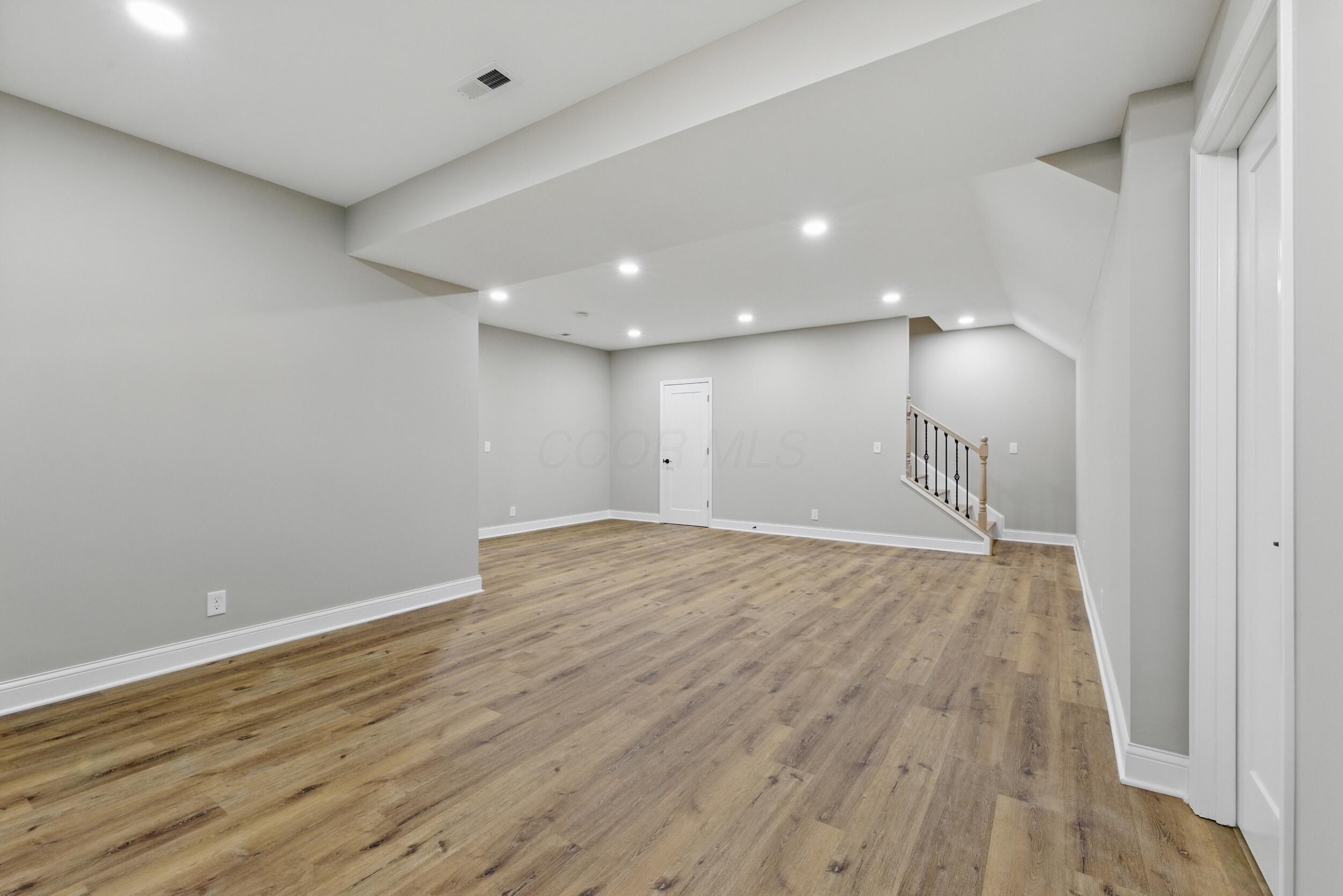 3611 Kassidy Drive, Grove City, Ohio image 42
