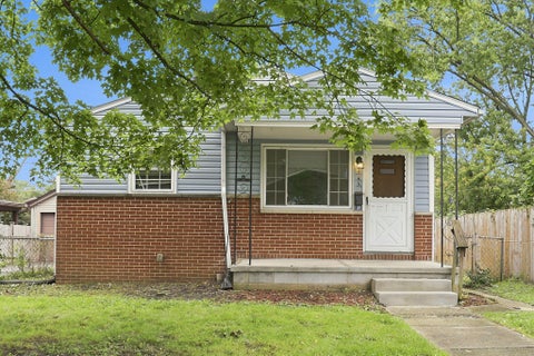 Photo of 565 S Hampton Road, Columbus, OH 43213 (MLS # 226036304)