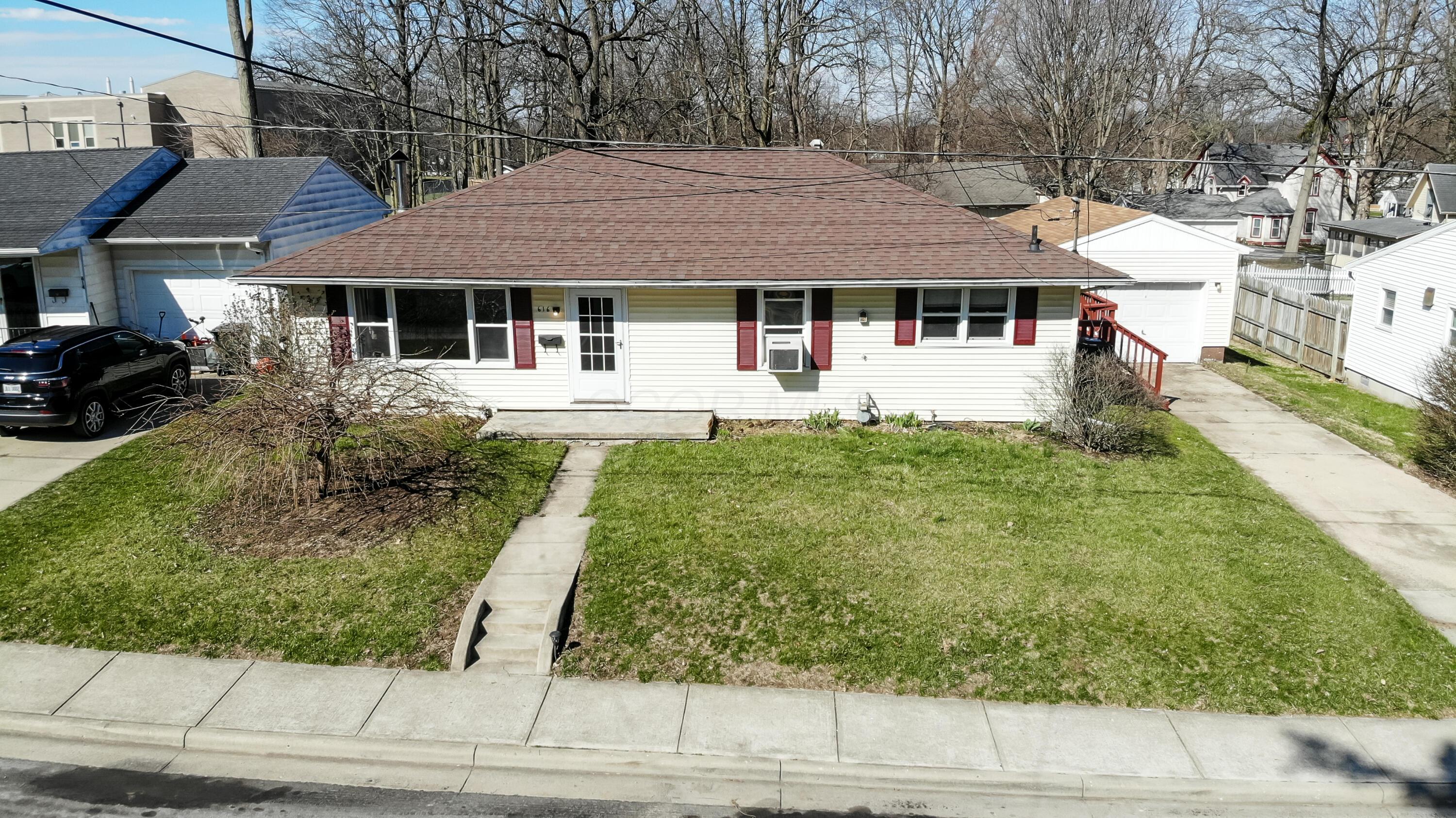 616 E Lawn Avenue, Urbana, Ohio image 16
