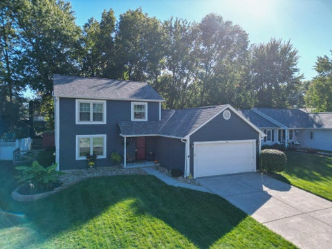 Photo of 475 Bluestem Avenue, Columbus, OH 43230 (MLS # 226038299)