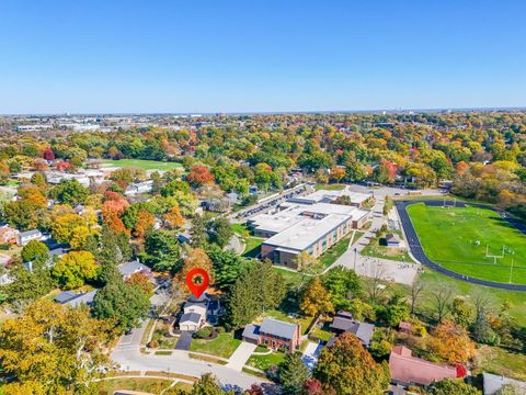 Tiny photo for 445 Thackeray Avenue, Worthington, OH 43085 (MLS # 225041080)