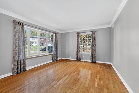 Tiny photo for 445 Thackeray Avenue, Worthington, OH 43085 (MLS # 225041080)