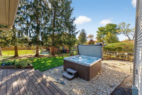 Tiny photo for 445 Thackeray Avenue, Worthington, OH 43085 (MLS # 225041080)