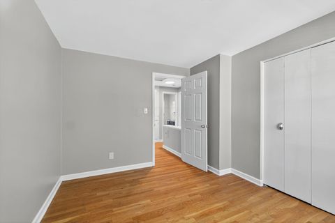 Tiny photo for 445 Thackeray Avenue, Worthington, OH 43085 (MLS # 225041080)