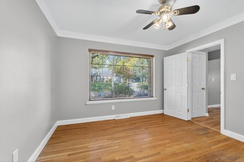 Tiny photo for 445 Thackeray Avenue, Worthington, OH 43085 (MLS # 225041080)