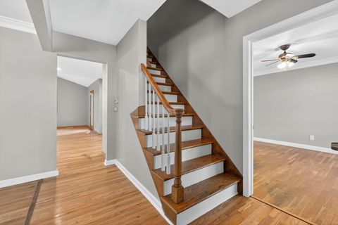 Tiny photo for 445 Thackeray Avenue, Worthington, OH 43085 (MLS # 225041080)