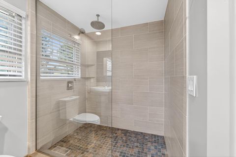 Tiny photo for 445 Thackeray Avenue, Worthington, OH 43085 (MLS # 225041080)