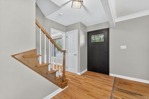 Tiny photo for 445 Thackeray Avenue, Worthington, OH 43085 (MLS # 225041080)