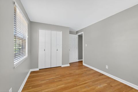 Tiny photo for 445 Thackeray Avenue, Worthington, OH 43085 (MLS # 225041080)