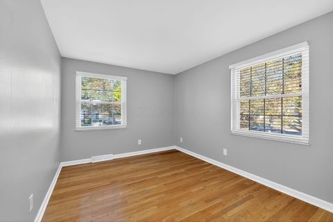 Tiny photo for 445 Thackeray Avenue, Worthington, OH 43085 (MLS # 225041080)