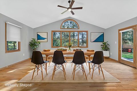 Tiny photo for 445 Thackeray Avenue, Worthington, OH 43085 (MLS # 225041080)