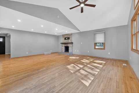 Tiny photo for 445 Thackeray Avenue, Worthington, OH 43085 (MLS # 225041080)