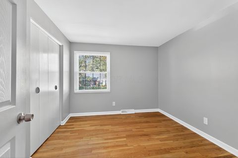 Tiny photo for 445 Thackeray Avenue, Worthington, OH 43085 (MLS # 225041080)